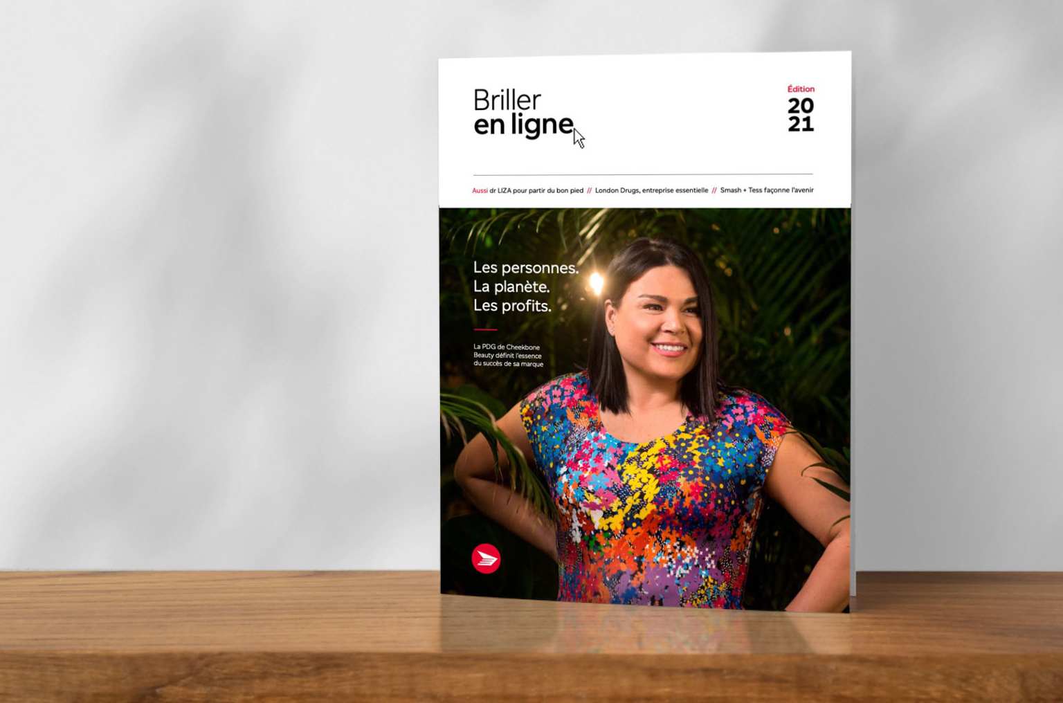 Couverture du numéro de 2021 du magazine « Briller en ligne » mettant en vedette Jen Harper, PDG de Cheekbone Beauty
