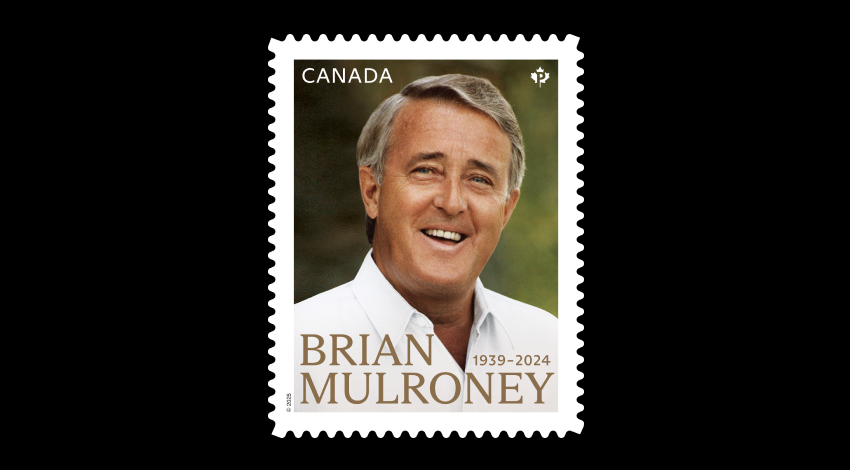 Le timbre qui rend hommage au très honorable Brian Mulroney (1939-2024), le 18e premier ministre du Canada. Un portrait aux accents dorés.